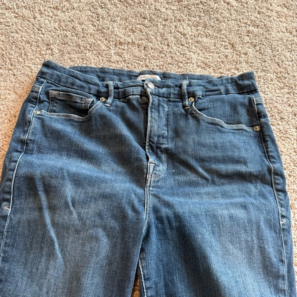 Good American Good Legs Crop Leg Jeans - Dark Blue Size 16 - Picture 2 of 11